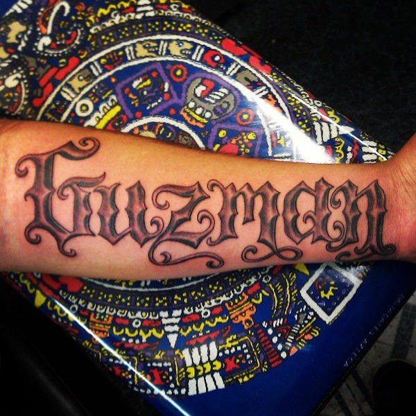tatouage nom 1558