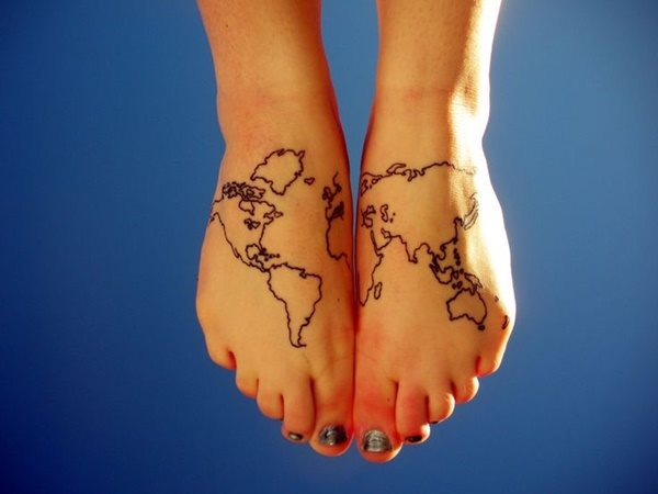 tatouage pied 240