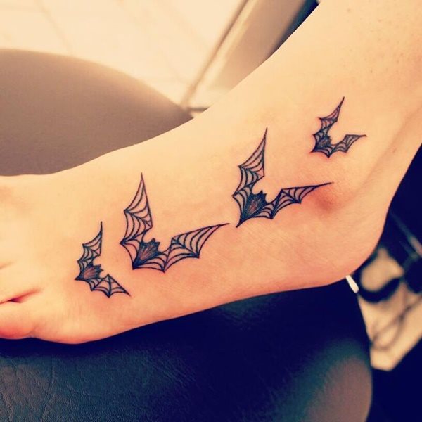 tatouage pied 248