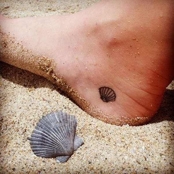 tatouage pied 264