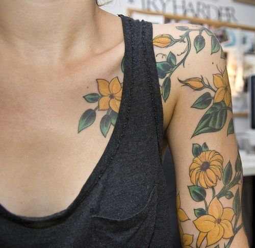tatouage fleur grimpante 134
