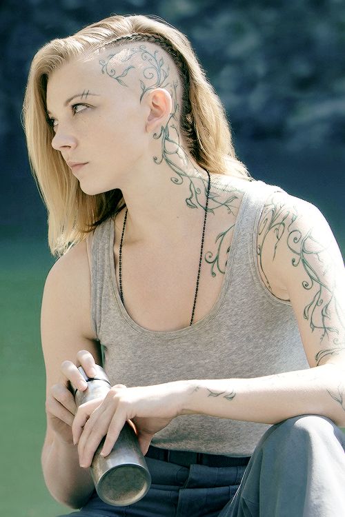 tatouage fleur grimpante 158