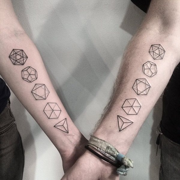tatouage geométrique 266