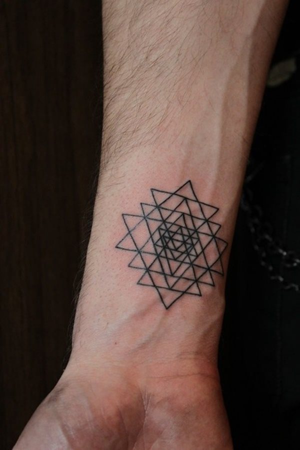 tatouage geométrique 396