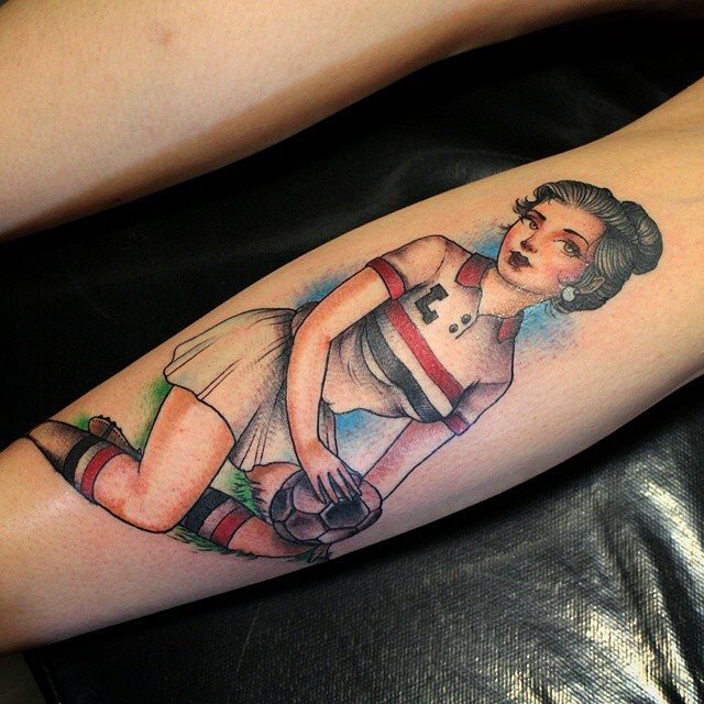 tatouage mollet 249