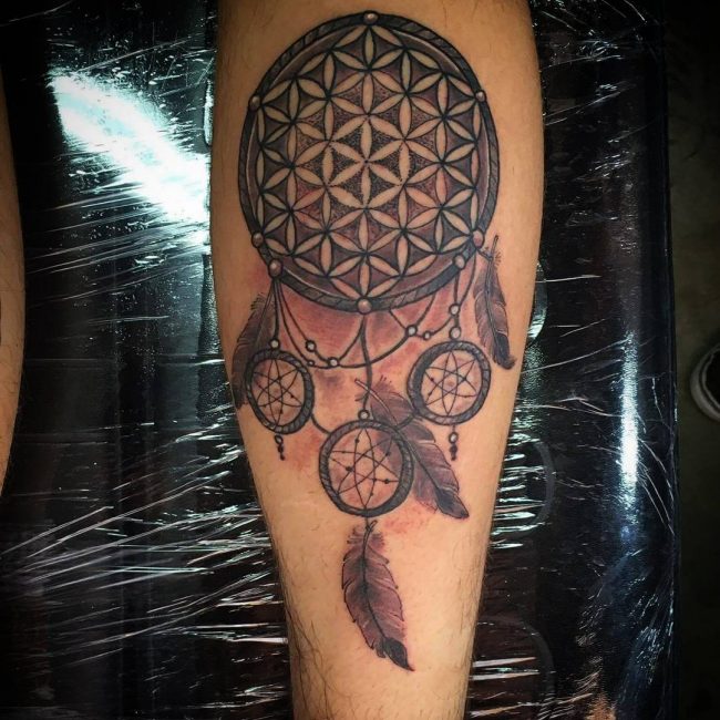 tatouage mollet 611