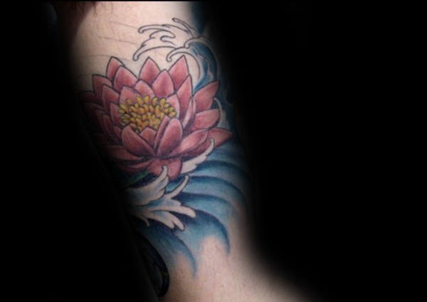 tatouage fleur de lotus 22