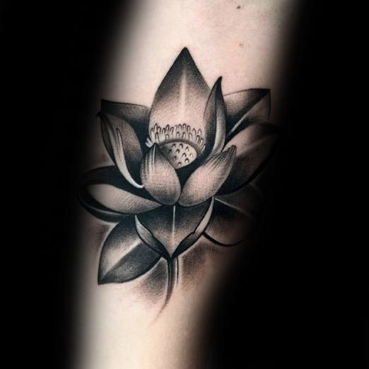 tatouage fleur de lotus 49