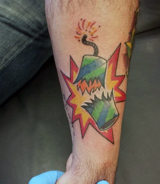 tatouage feux artificiels 101