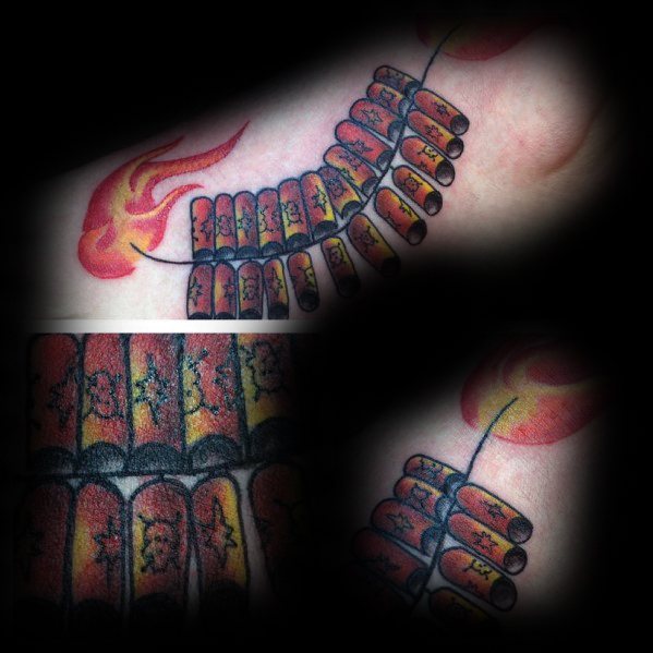 tatouage feux artificiels 55