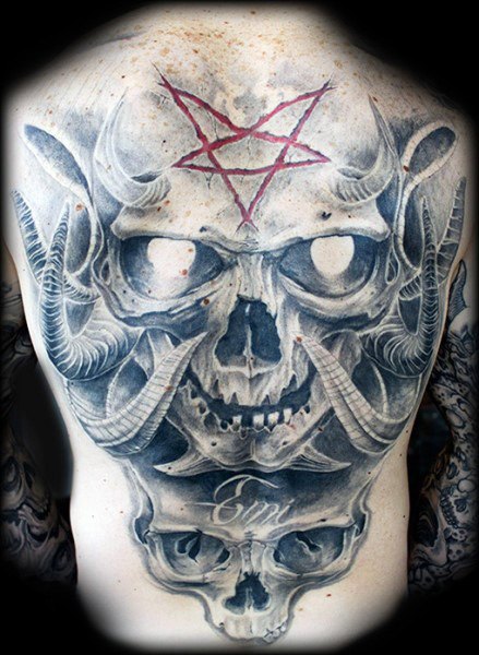 tatouage gothique 37