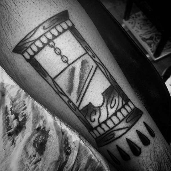tatouage guillotine 01