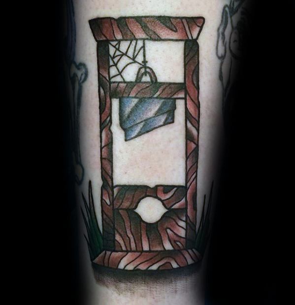 tatouage guillotine 33