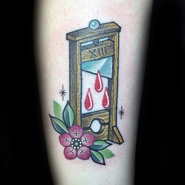 tatouage guillotine 49