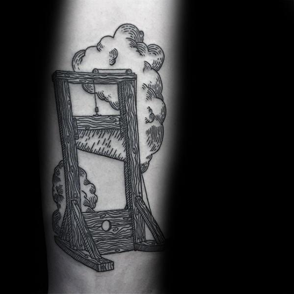 tatouage guillotine 71
