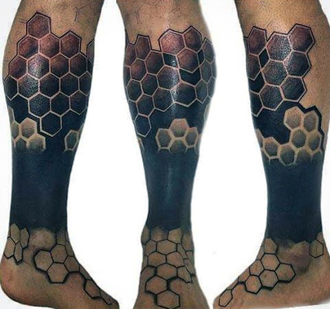 tatouage nid abeilles 53