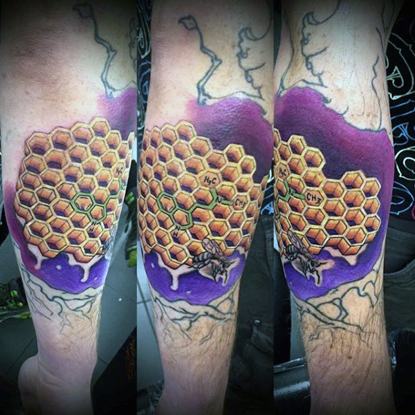 tatouage nid abeilles 95