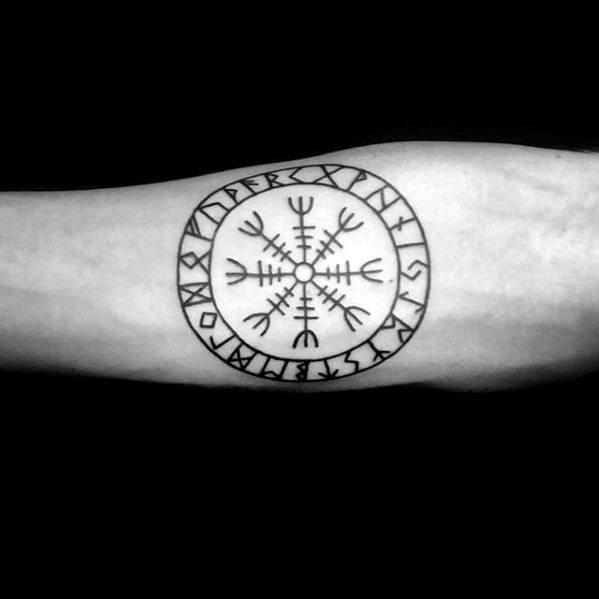 tatouage symbole viking aegishjalm 05
