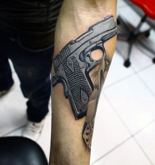 tatouage pistolet 38