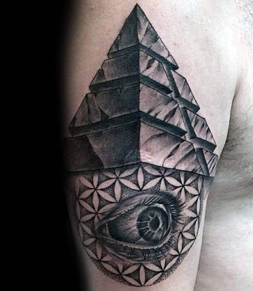 tatouage pyramide egypte 102