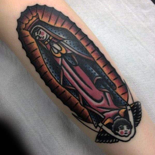tatouage vierge guadalupe 84
