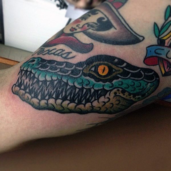 tatouage alligator 70
