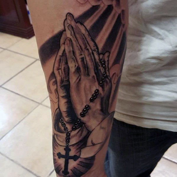 tatouage chapelet 82