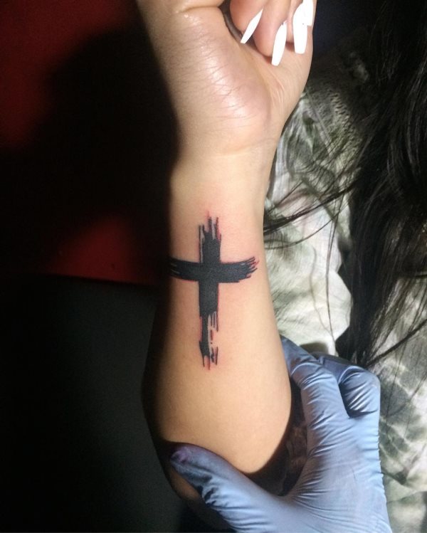 tatouage croix 268