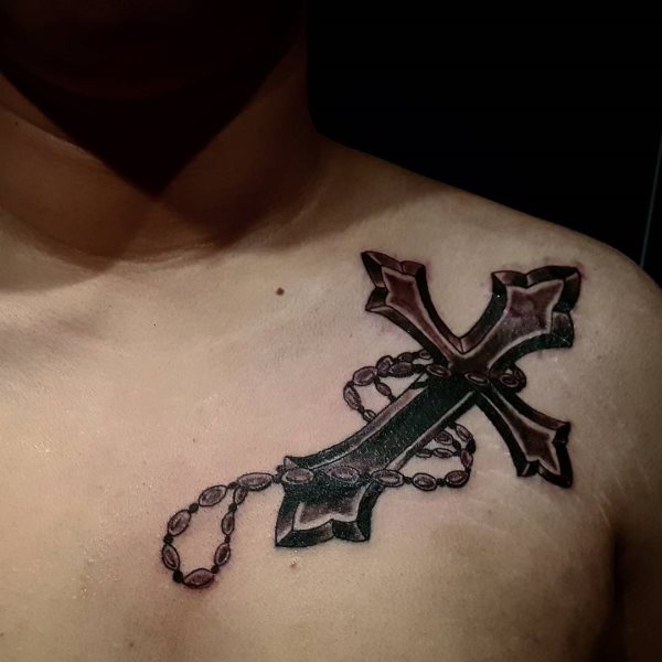 tatouage croix 284