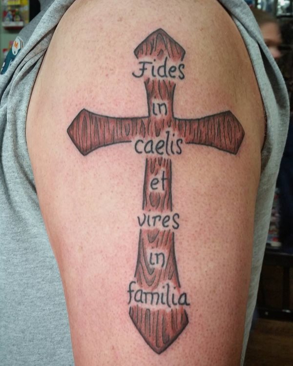 tatouage croix 292
