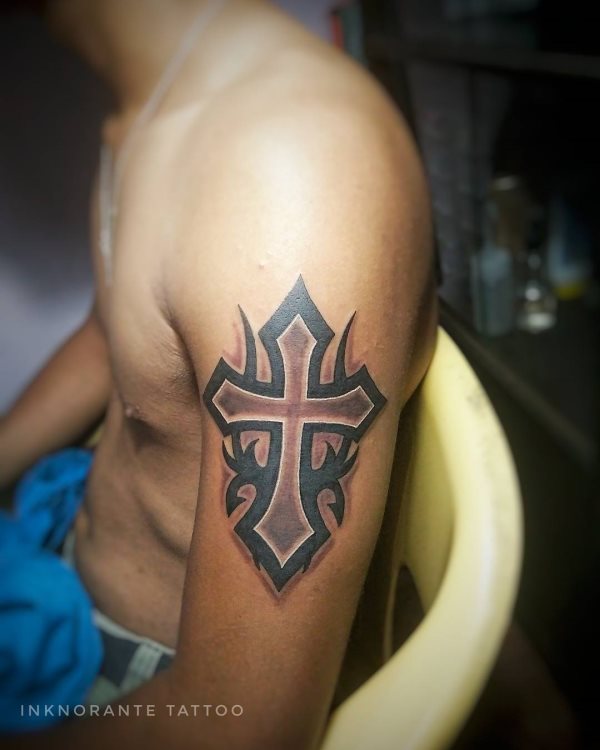 tatouage croix 294