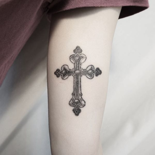 tatouage croix 514