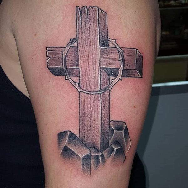 tatouage croix 534