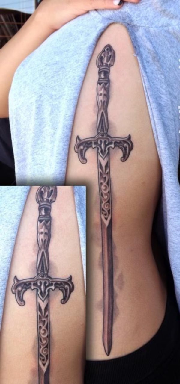 tatouage dague 24