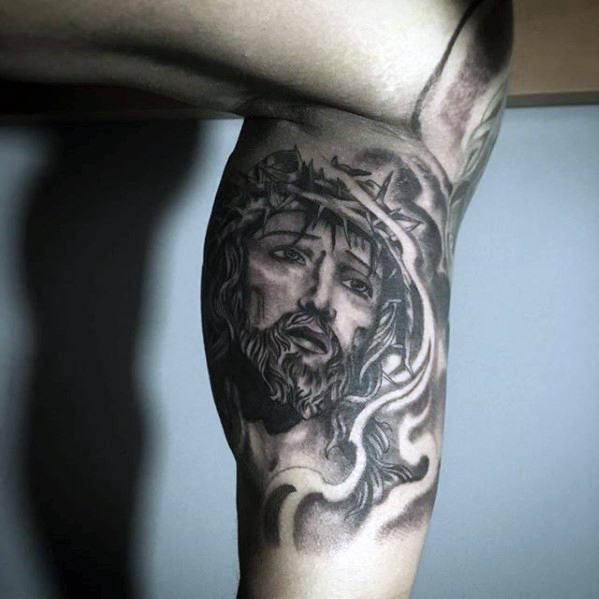 tatouage jesus christ 136