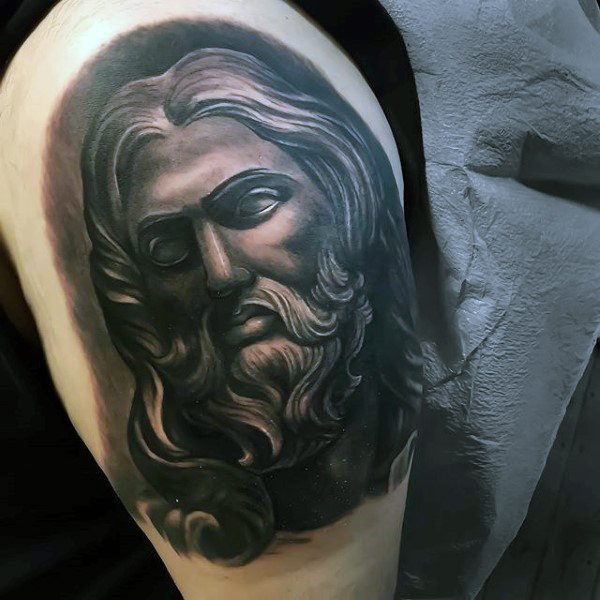 tatouage jesus christ 36