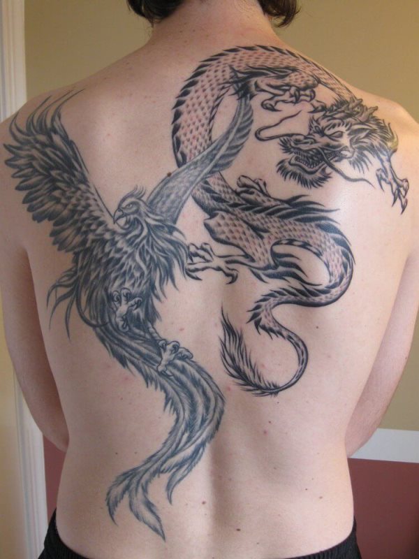 tatouage phoenix 84