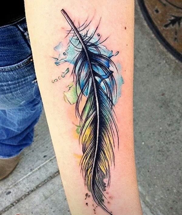 tatouage plume 192