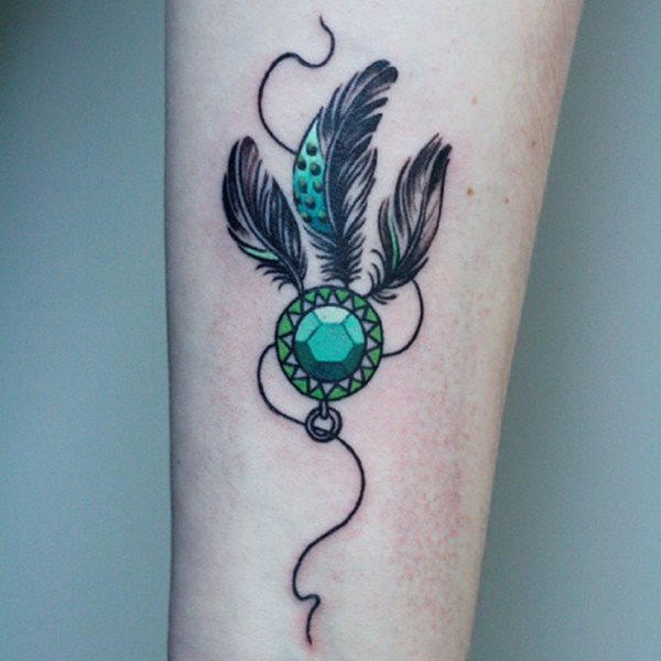 tatouage plume 276