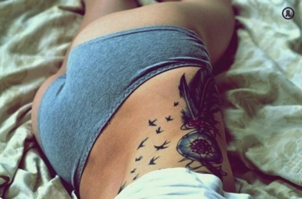 tatouage plume 346