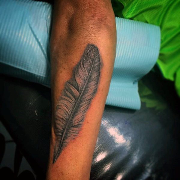 tatouage plume 446