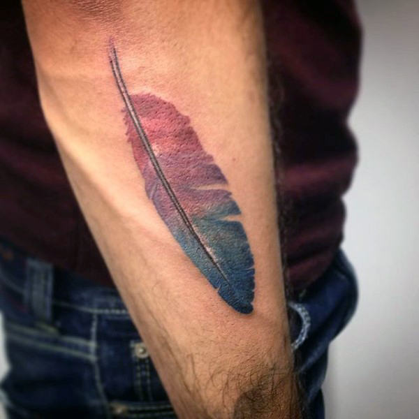tatouage plume 496