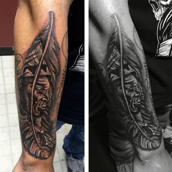 tatouage plume 522