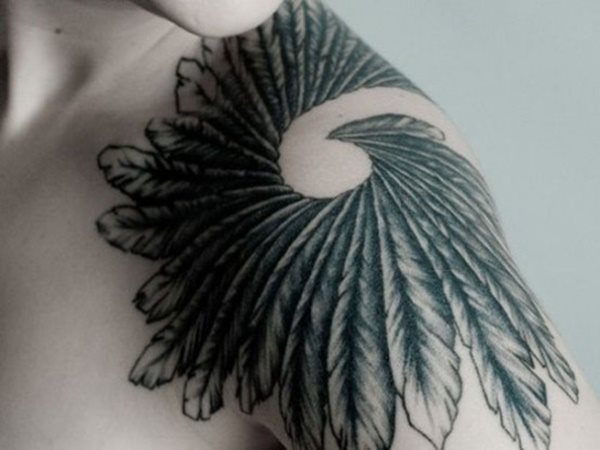 tatouage plume 98
