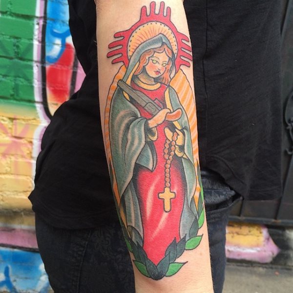 tatouage vierge marie 328