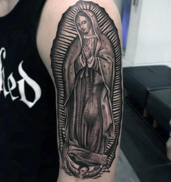 tatouage vierge marie 96