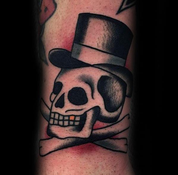 35 Tatouages de têtes de morts avec chapeaux (et leur signification)