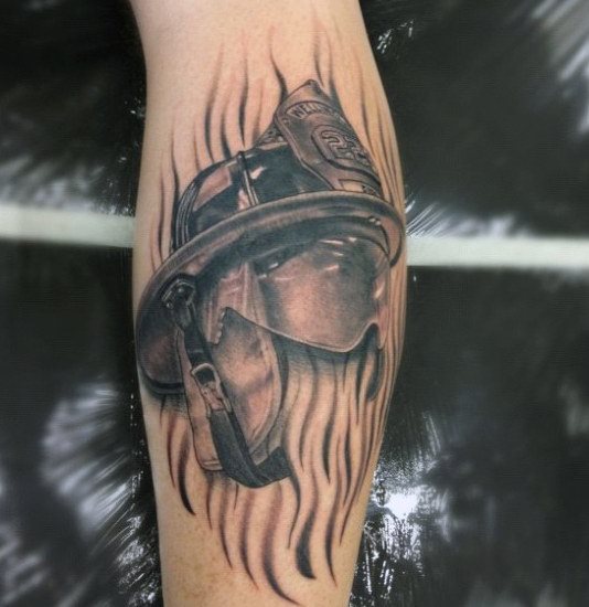 Tatouage Casque Pompier
