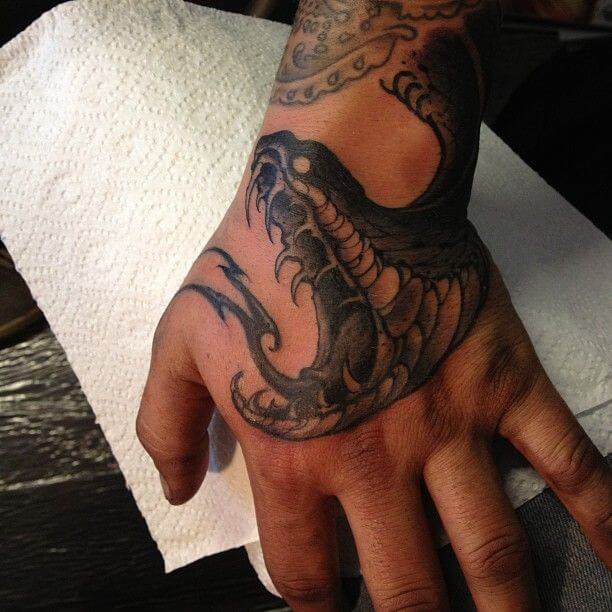 hand tattoo 09