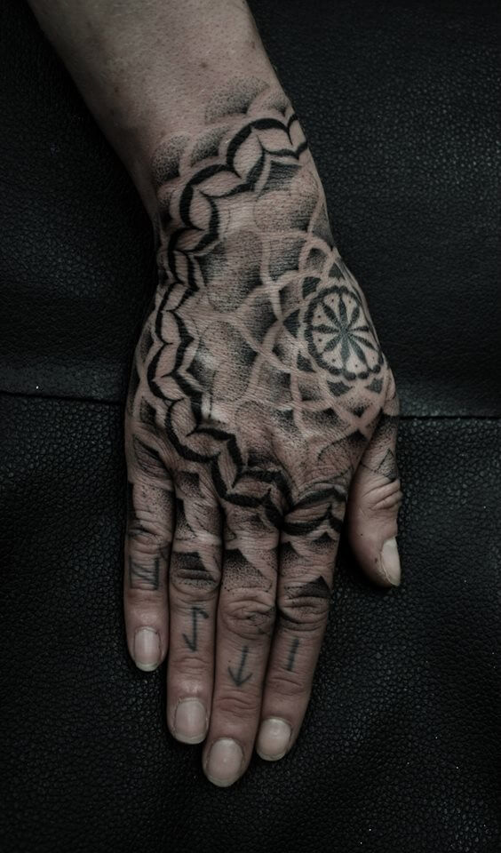 hand tattoo 1325